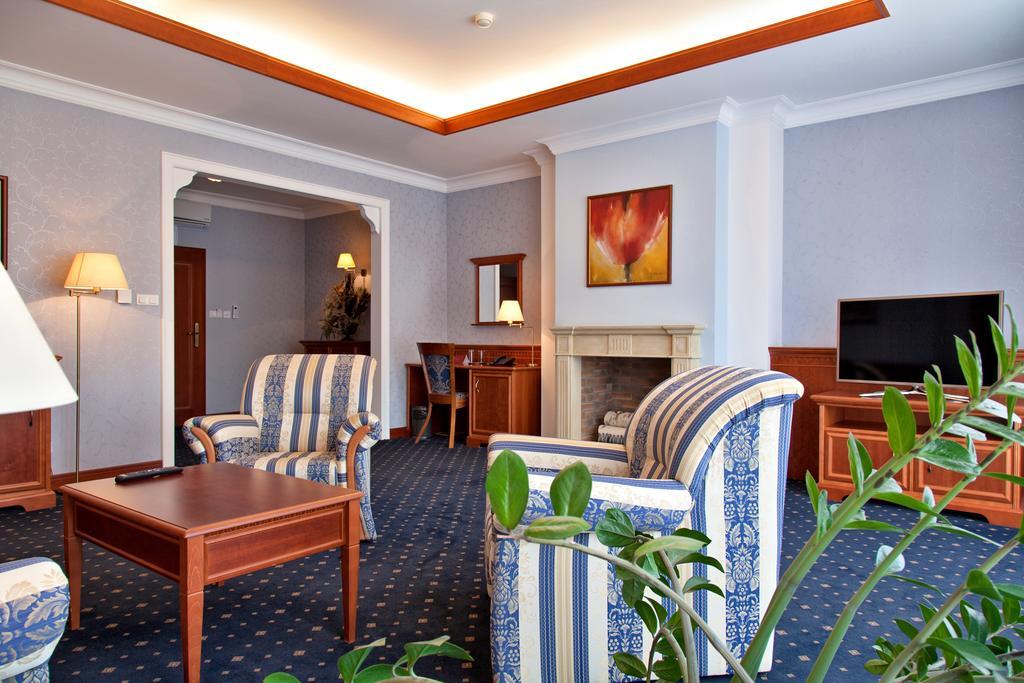 Hotel Sv. Ludmila Skalica Eksteriør billede